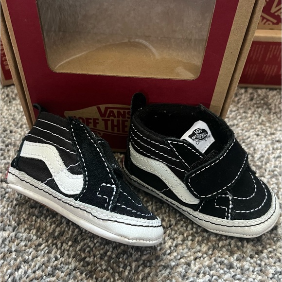 Sk8 Hi Vans Crib Shoe Size 2 - Picture 2 of 2